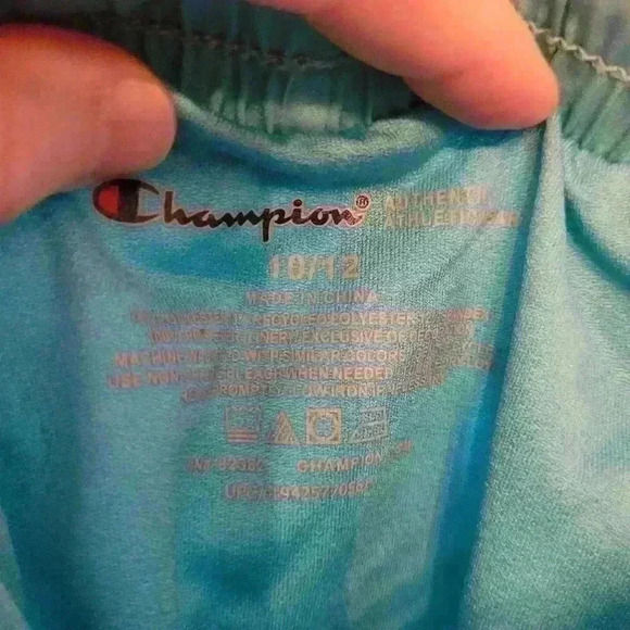 EUC girl's athletic shorts,  Champion. Sz 10/12, $10 - Picture 2 of 4